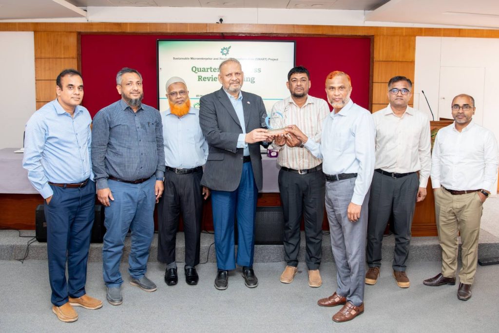 Ghashful Secures First Place in PKSF’s SMART Project Review 2 PKSF award SMART1