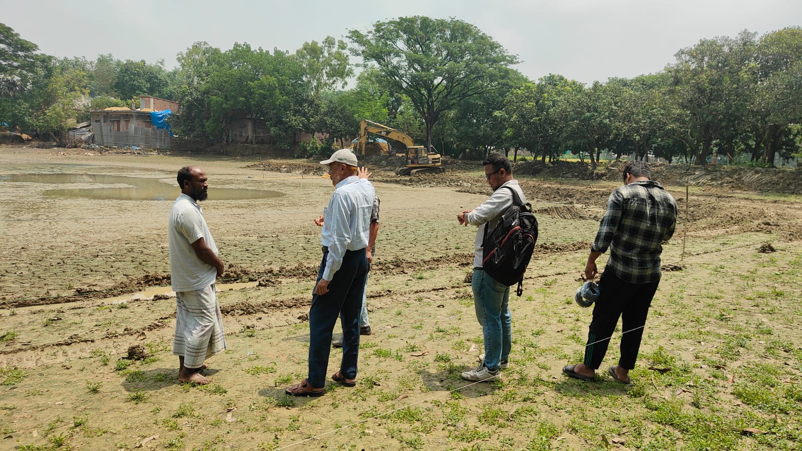 Home 21 Progress of Pond Re-excavation under ECCCP-Drought Project Reviewed in Naogaon