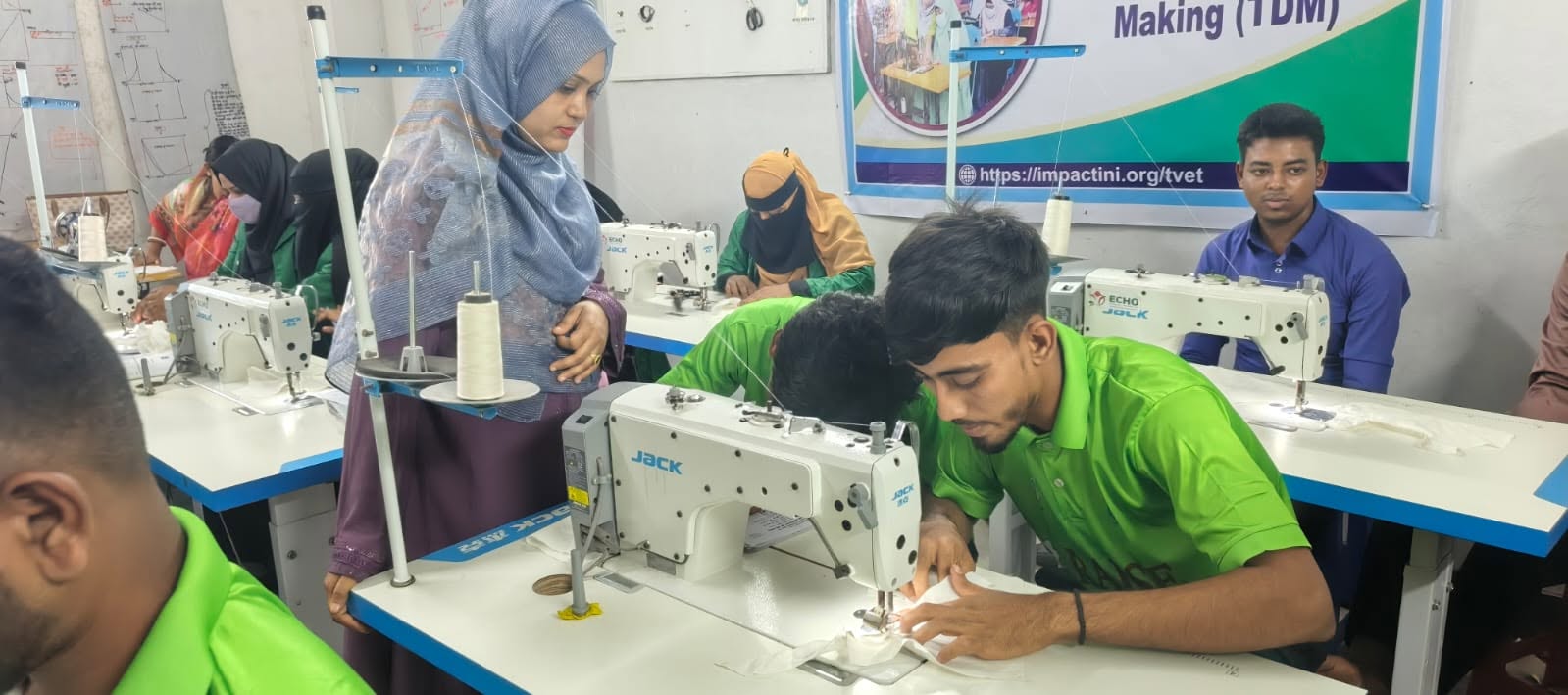 279 Youth in Chattogram Step Closer to Employment after Six-Month Training under RAISE Project